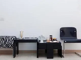 Gallery Guesthouse Rzym 2*,  Włochy